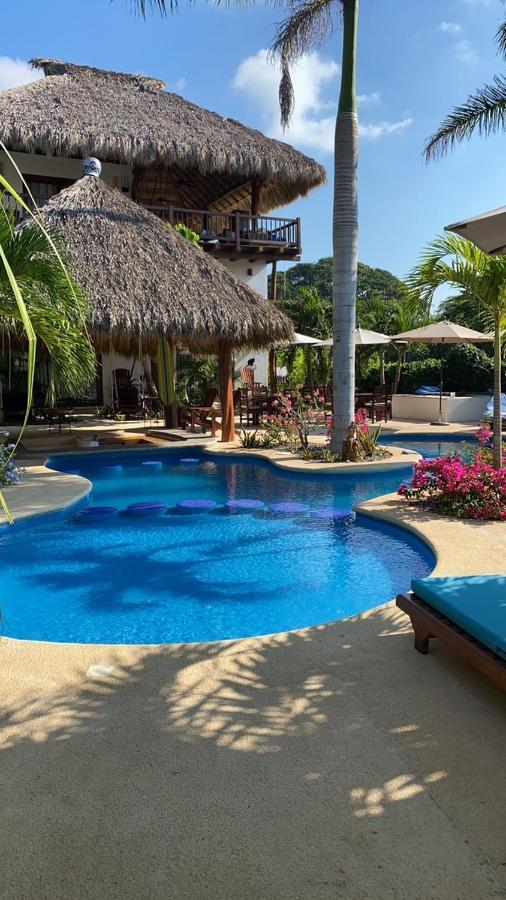Hotel Bajito Bay トロンコネス エクステリア 写真